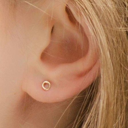 pendientes-de-oro-pequenos-mujer-462dbw.jpg